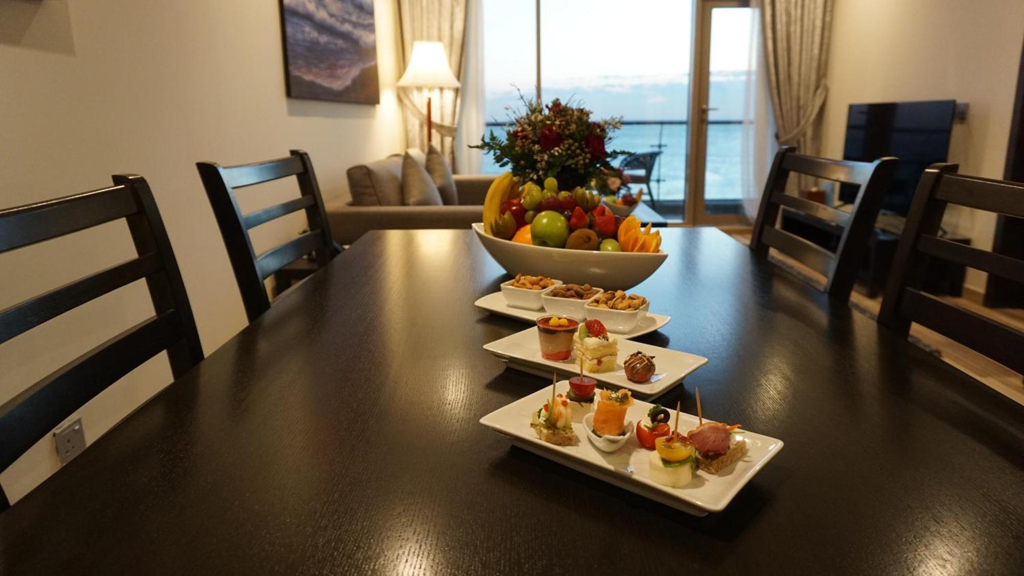 Al Kout Beach Hotel Кувейт Экстерьер фото
